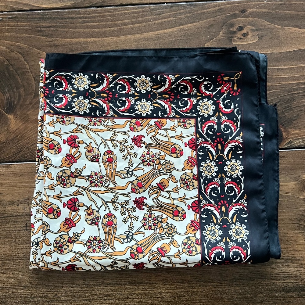 Bursa Turkey 100% silk scarf made in Turkey (Türkiye)